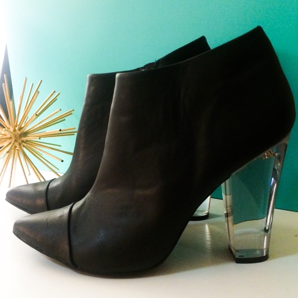 Tildon 'Flawless' bootie