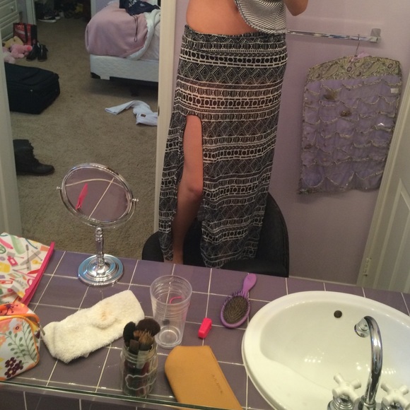 Brandy Side Slit Maxi Skirt - Picture 2 of 2