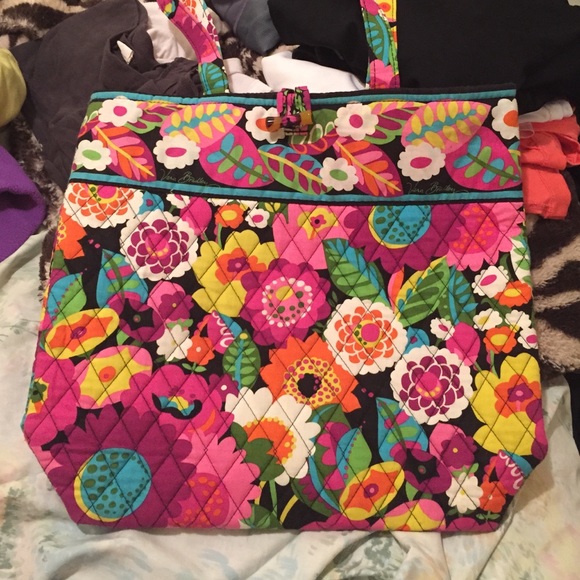 Vera Bradley tote