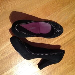 Bow Studded Suede Pumps