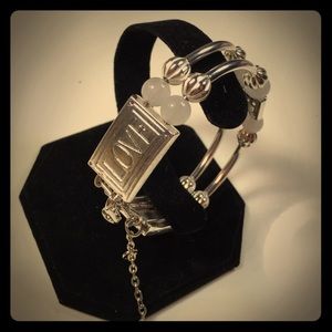 M34 White Quartz and silver plated adjustable cuff