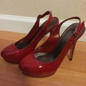 Red pumps