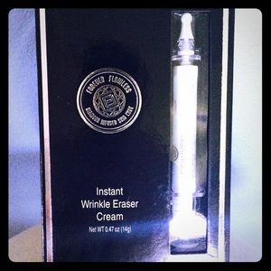 Instant wrinkles eraser