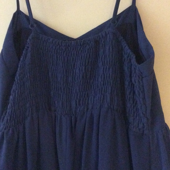 Stunning hi-lo dress with adjustable straps - Picture 3 of 4