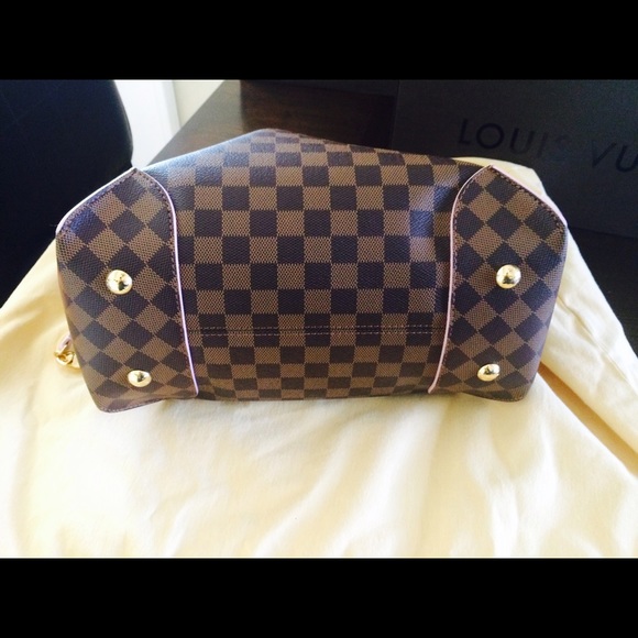💞Sharing Louis Vuitton Caissa 💞 - Picture 3 of 4