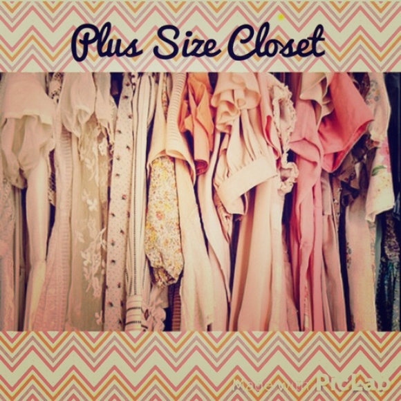 Come Shop my Plus Size Closet! - Picture 1 of 1