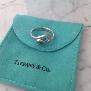 Elsa Peretti Wave Ring