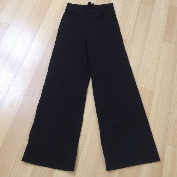Lululemon pants