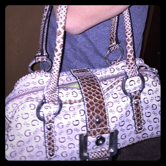 Guess Sold on ♏ercari