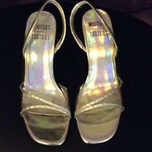 Mobehold Shoes from Mootsie Collection