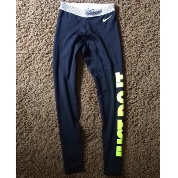 Nike leggings