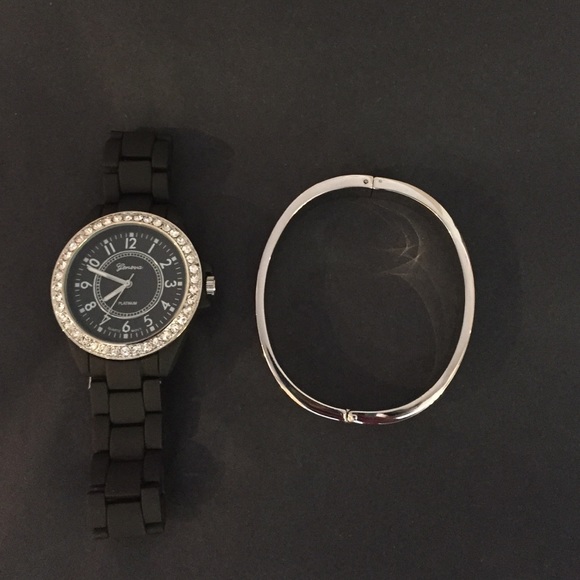 SOLD IN BUNDLE - Picture 2 of 3