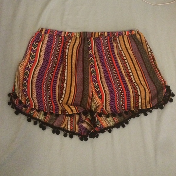 ‼️PRICE DROP‼️✨UNIQUE & FUN PATTERNED SHORTS!!✨