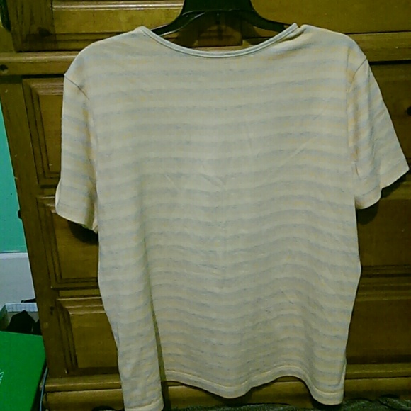 Top - Picture 2 of 2