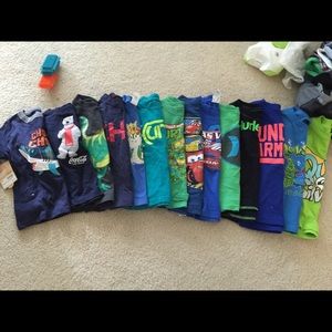 Toddler Boys Bundle (24 pieces) sz 24 months & 2T