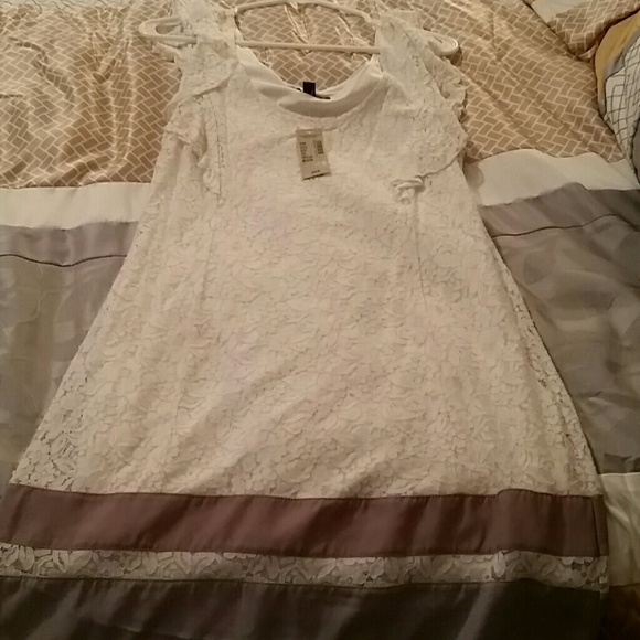 Lace dress