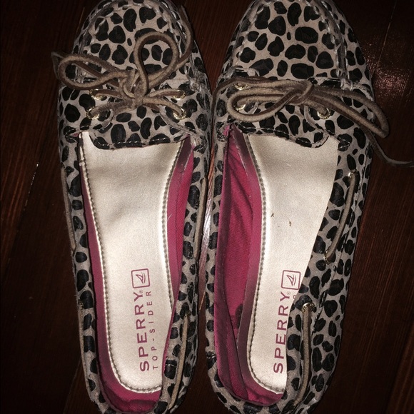 Sperry leopard shoes