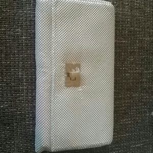 NWT New with tags BCBGMAXAZRIA BLAKE purse/clutch.