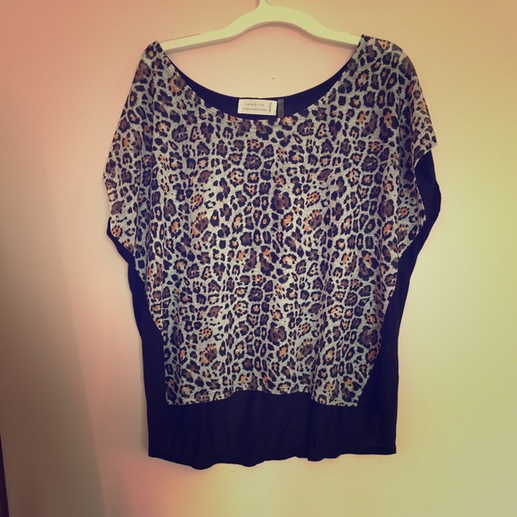 High-low leopard print top - Picture 1 of 1