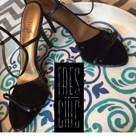 CHARLES DAVID- super sexy black stilettos