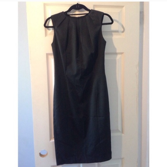 Zara Dress. Cute for work! - Picture 1 of 3