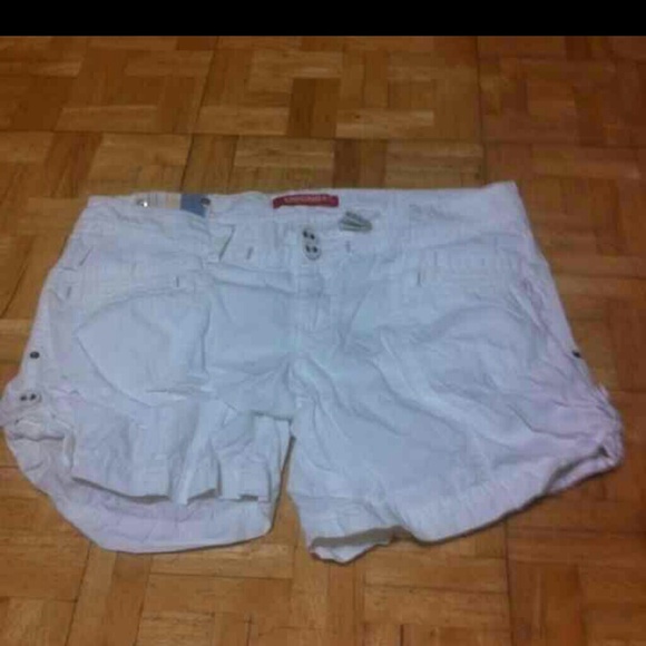 White unionbay shorts