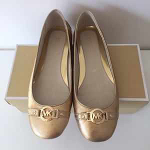 Sold!!!!  Michael kors " Hampton" leather ballet