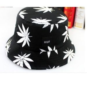 huf bucket hat weed