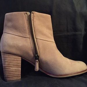 Cole Haan Cassidy Bootie,camel,100% real leather😍