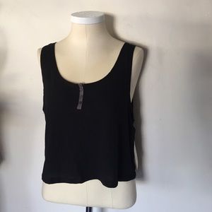 Black Cropped Tank