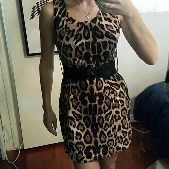 Dress - Picture 2 of 4