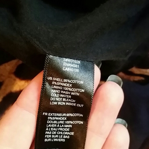 Dress - Picture 4 of 4