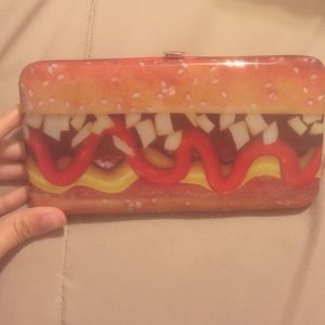 Rue 21 hamburger wallet