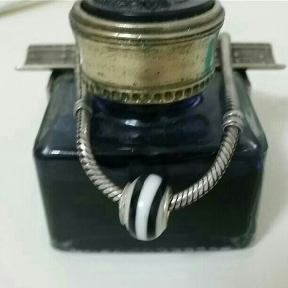 Black and white Murano glass bead for Pandora