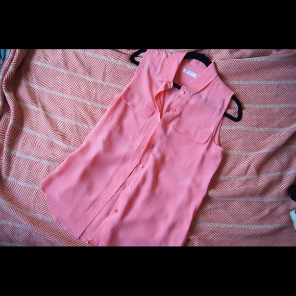 Equipment slim signature silk shirt