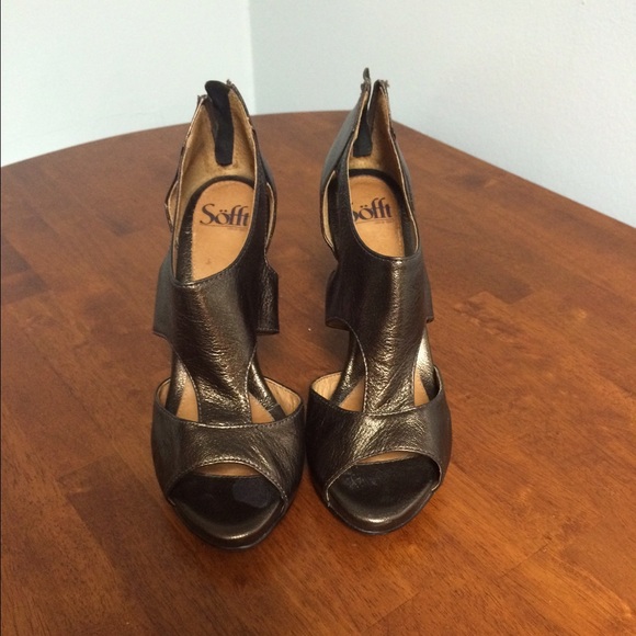 Sofft open toe bronze heels - Picture 1 of 4