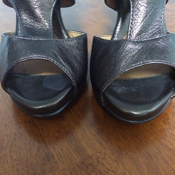 Sofft open toe bronze heels - Picture 3 of 4