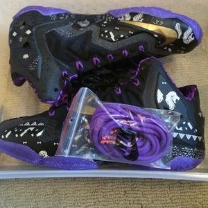 Brand new Nike lebron 11 "bhm"