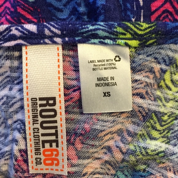 Colorful Shirt - Picture 3 of 4