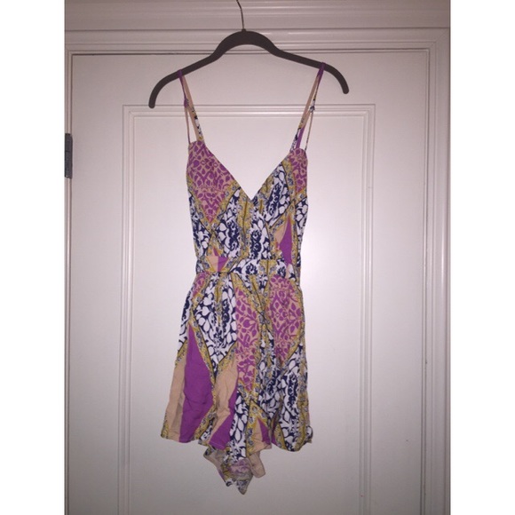 Romper - Picture 2 of 2