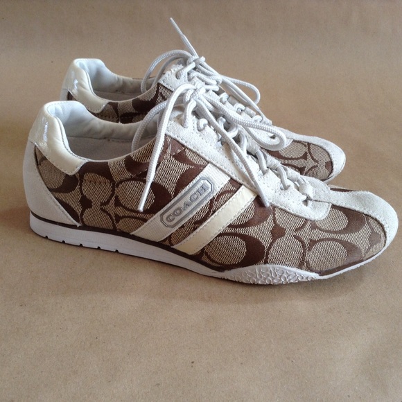 Coach Katelyn White/Khaki Sneakers