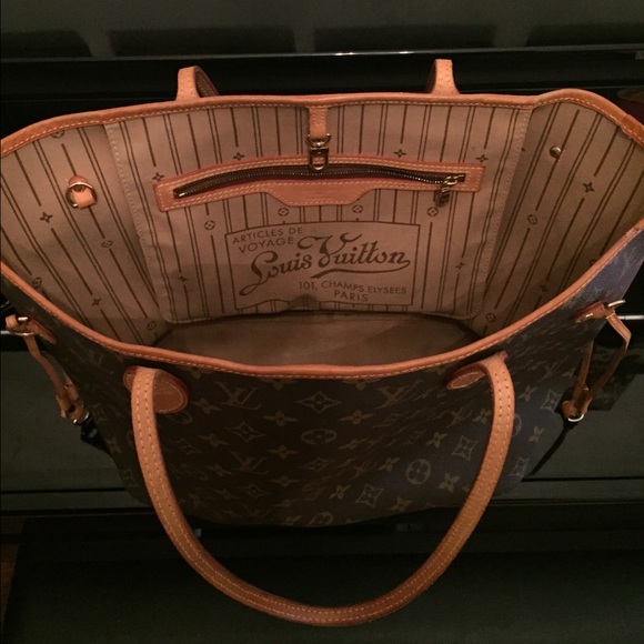 SOLD ✅✅💸Authentic Louis Vuitton Neverfull MM - Picture 2 of 4