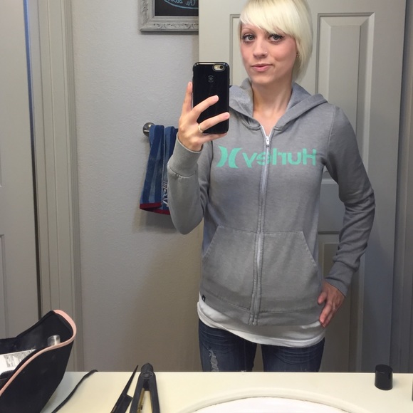 Fitted Hurley sweatshirt
