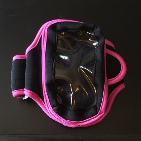 Accessories - Workout Phone Arm Band