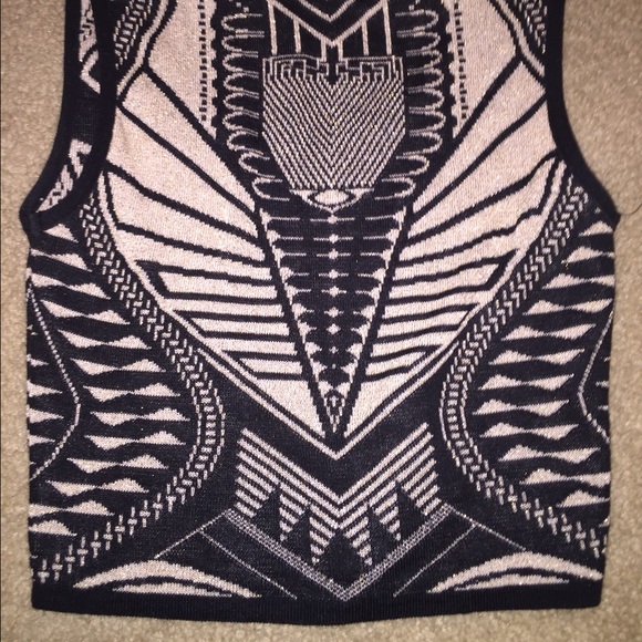 Design crop top - Picture 2 of 2