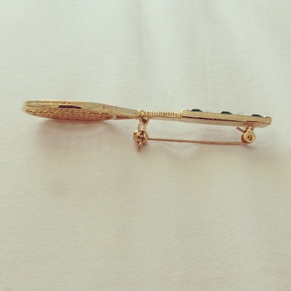 Tennis Racket Brooch 🎾 - Picture 2 of 2