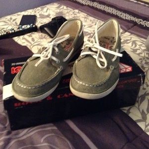 Boat shoes