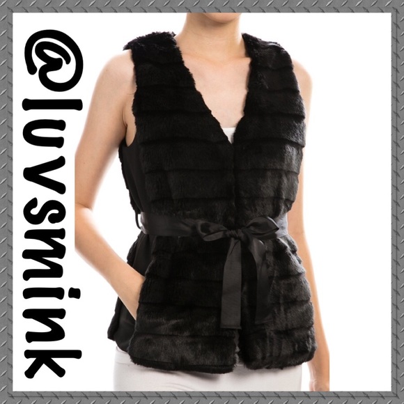 ❤️FESTIVAL BOHO BLACK FAUX FUR VEST  NWT
