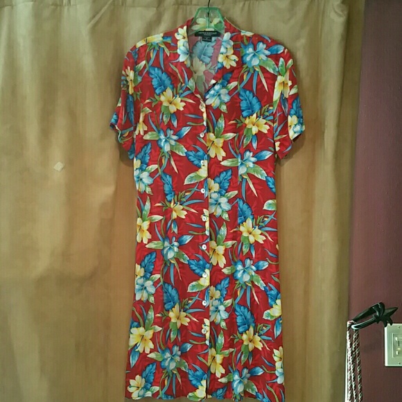 Hawaiian dress
