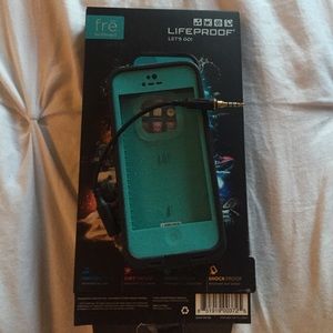 Lifeproof case